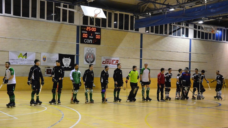 El derbi entre Iru&ntilde;a hockey y Oberena termina con un empate en la Rochapea
